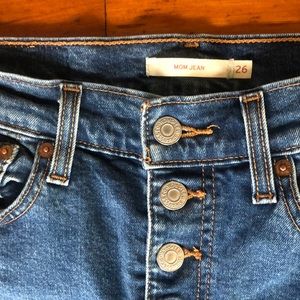 Levi’s Mom Jean